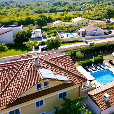 Tatil Evi Krase By Interhome Krnica